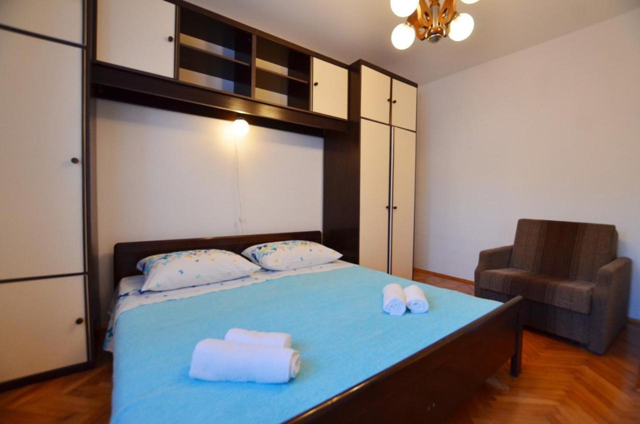 Miro Apartments Kanfanar Bagian luar foto